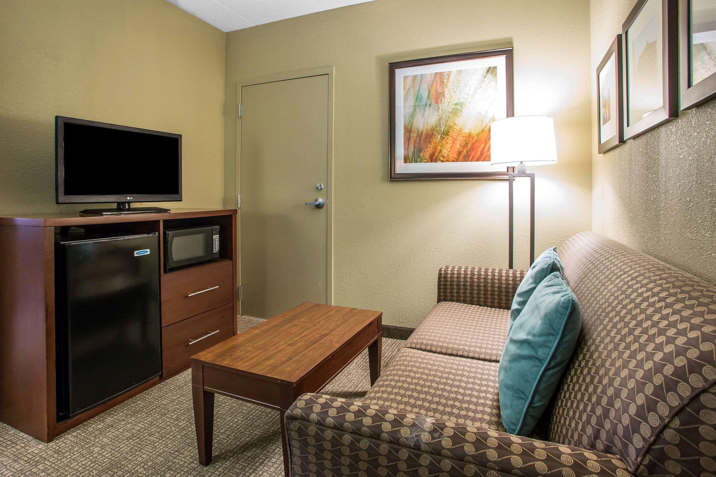 Comfort Suites Chicago O'Hare Airport Schiller Park Екстериор снимка